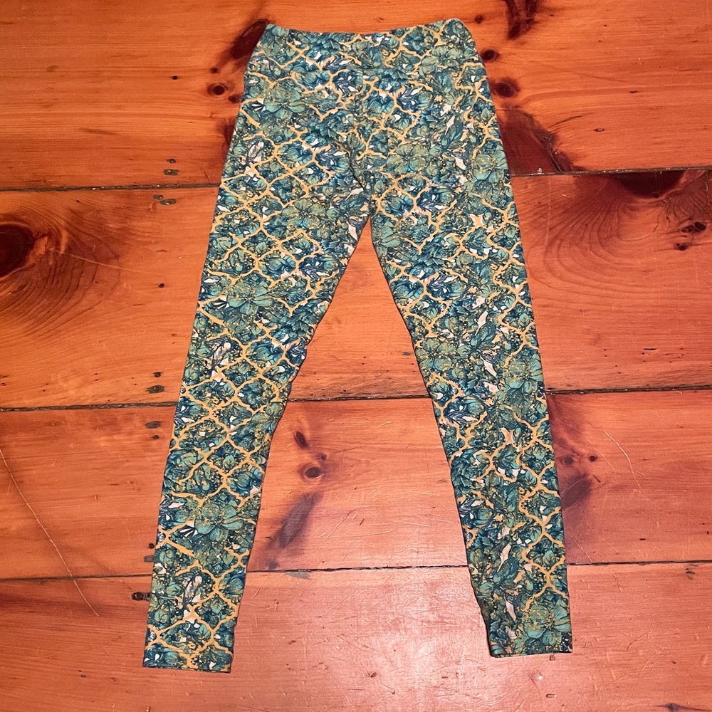 LuLaRoe Green and Yellow Patterned Leggings